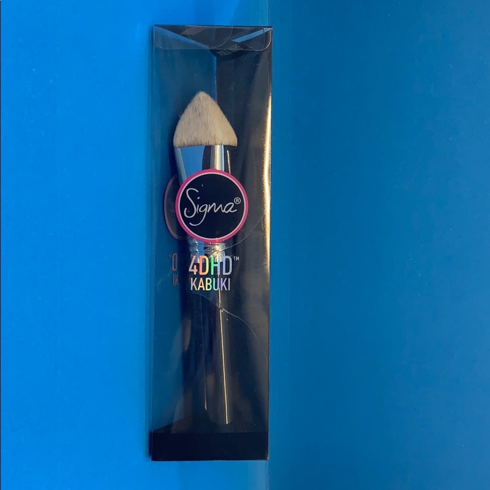 NEW NEVER USED: Sigma Beauty 4DHD Kabuki Brush Set